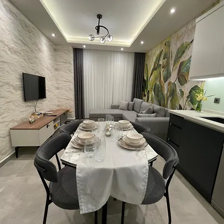 Warmth Vacation F15 Sol Garden Alanya