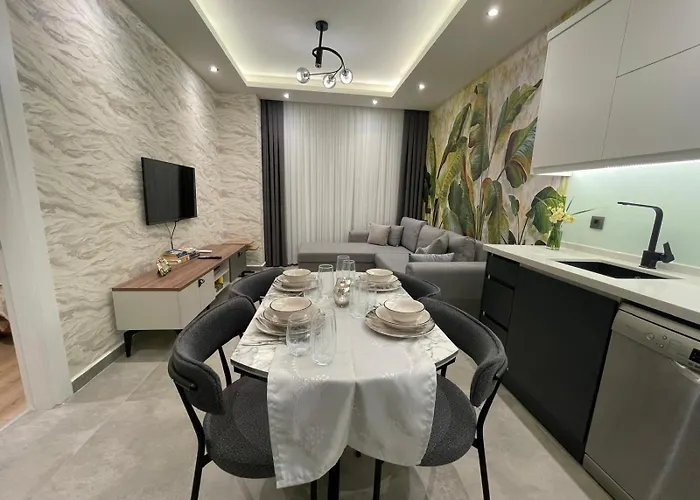 Warmth Vacation F15 Sol Garden Alanya
